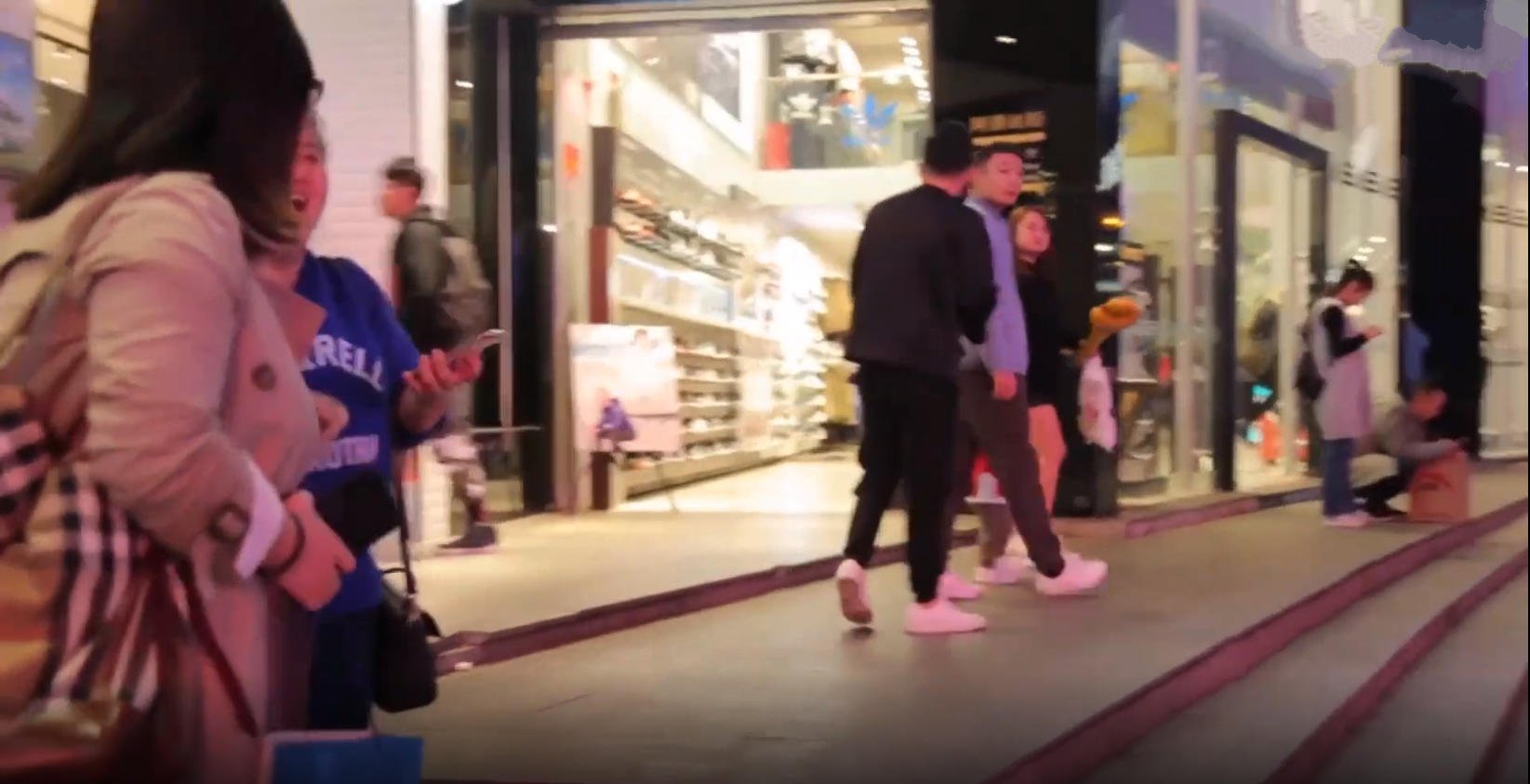 04085935978-1 04085935978-1